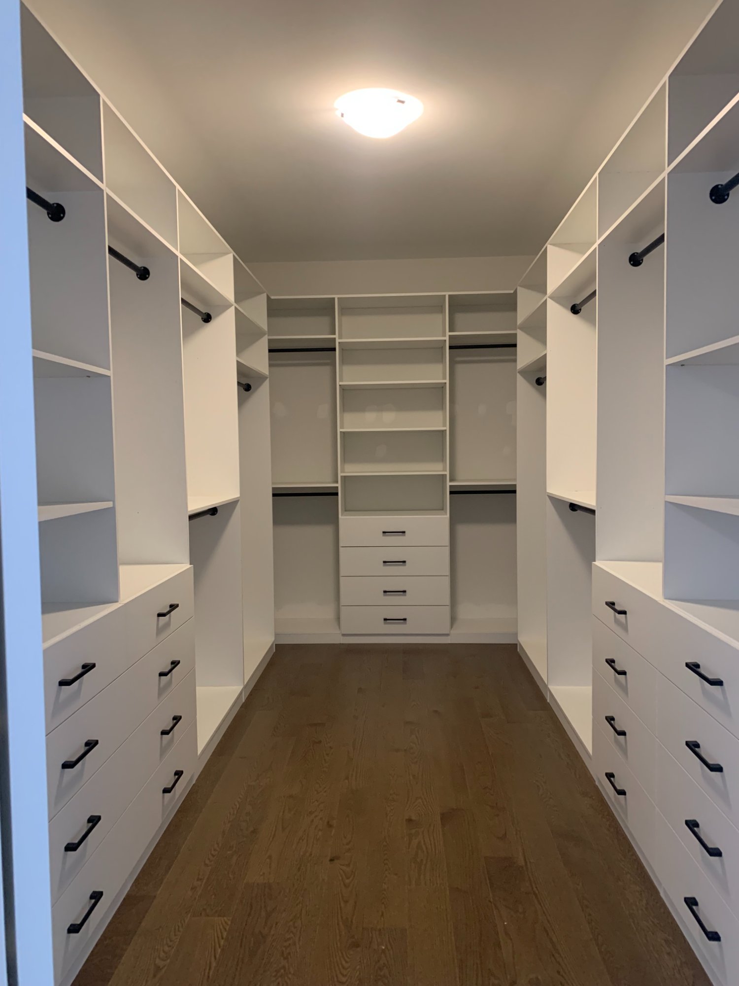 Walk-in closet